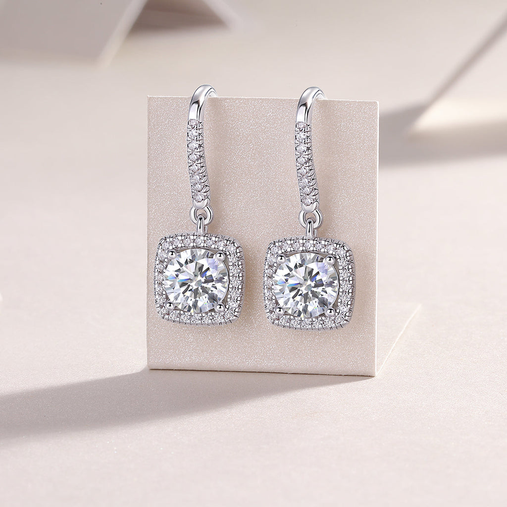 Top-quality Moissanite Luxury And Fashionable Light Luxury Jewelry Silver Stud Earrings S925 Silver Plated Platinum My stor
