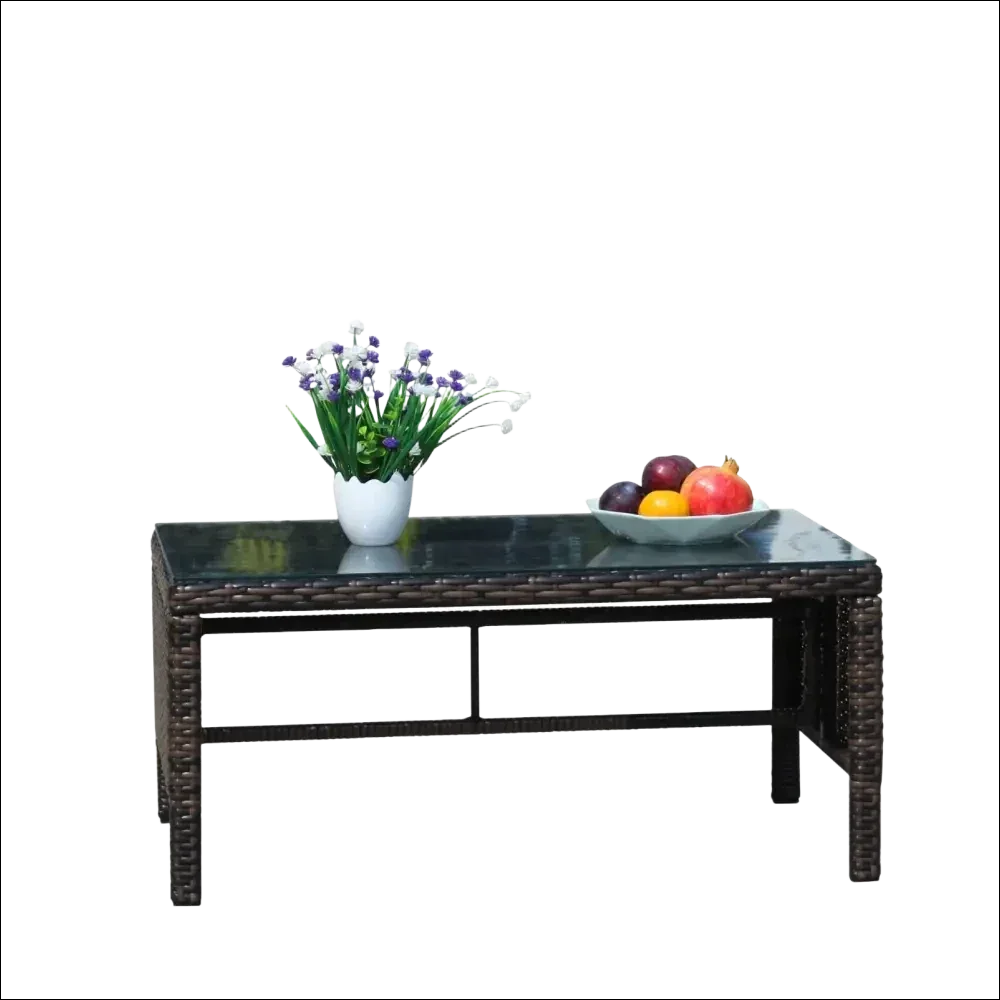 Mesa de café con cristal templado claro de mimbre marrón